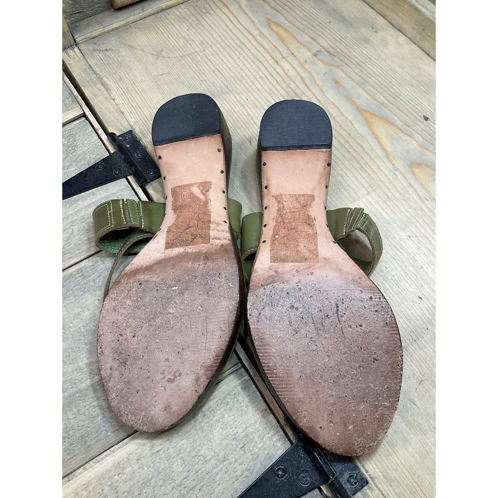 FRYE Boots Chelsea Thong Olive Green Sandals 6.5M Slip On - Picture 4 of 7